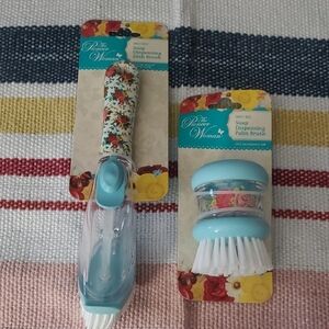 The Pioneer Woman Floral Soap Dispensing Brush Set